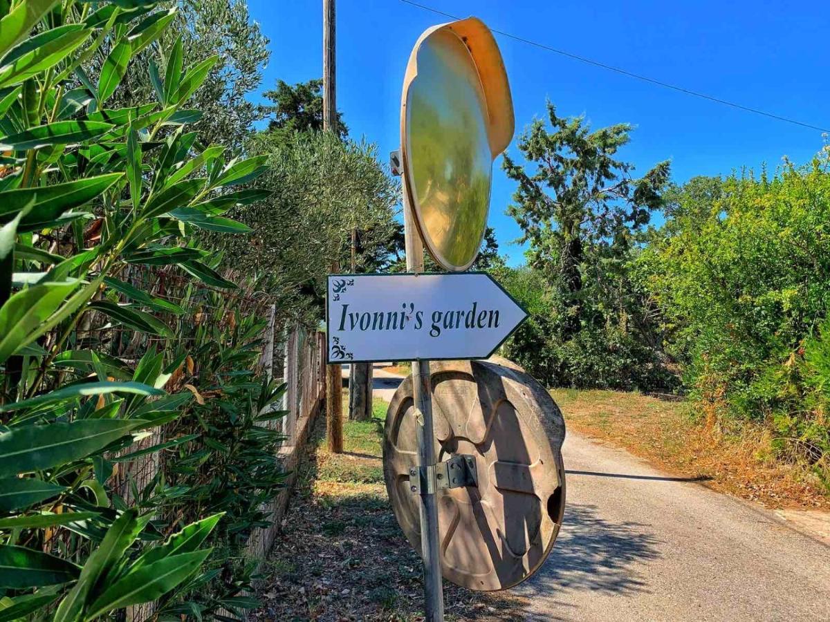 Ivonnis Garden Villa Mesimvria  Kültér fotó